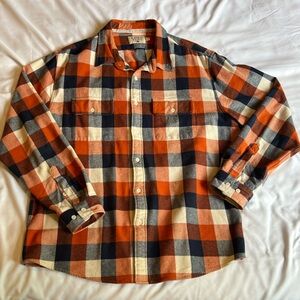 Men’s heavy flannel button up shirt; xl; great condition